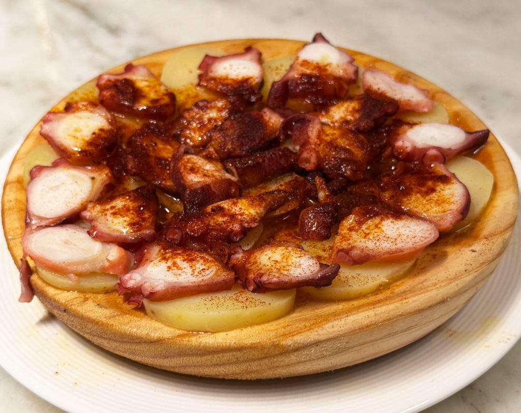pulpo-gallega-tapas-gotic